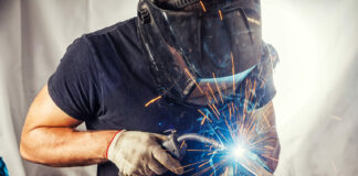 Где купить качественные электросварочные аппараты: популярные виды, критерии выбора, особенности и плюсы компании ТОРУС