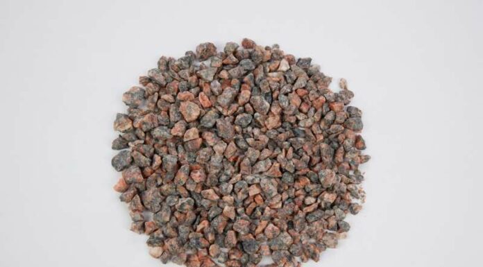 Гранитная крошка в Москве – где заказать?