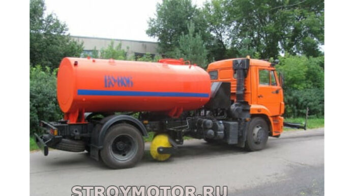 Подметальные и моечные машины — важный элемент уборочного оборудования для улиц