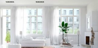 Особенности установки дверей и окон из ПВХ