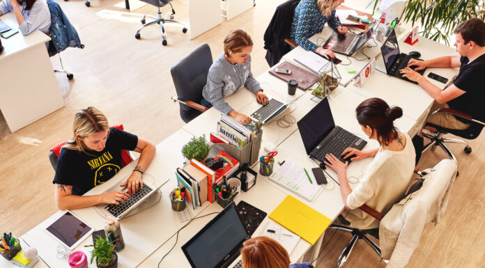 Заказ наружной рекламы по доступной цене у компании «Аватар» в Казани