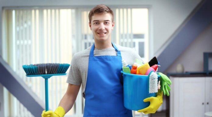 Клининговая компания для уборки в офисе