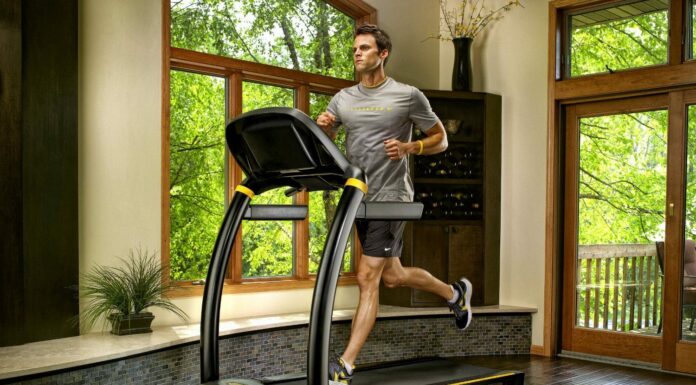 Как выбрать беговую дорожку для занятий спортом дома?