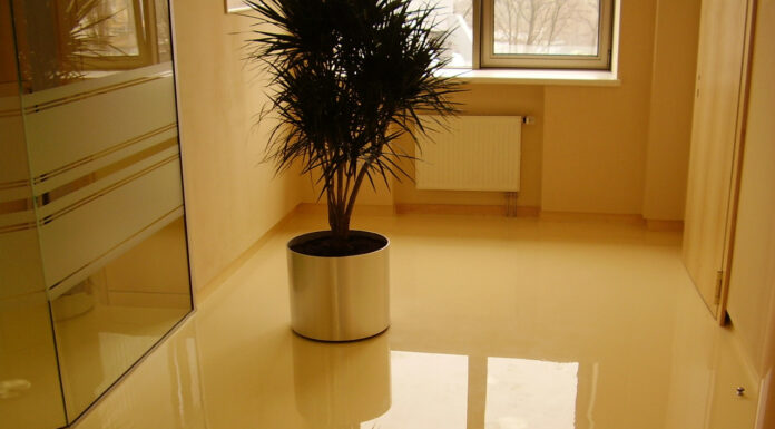 Наливные полы: универсальный вид покрытия, который не боится влаги