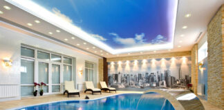 Каким испытаниям подвергается вода в бассейне?