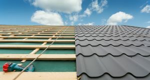 Монтаж кровли из металлочерепицы