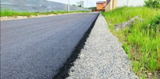 Укладка асфальтной крошки