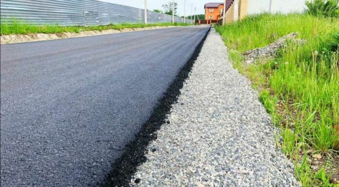 Укладка асфальтной крошки