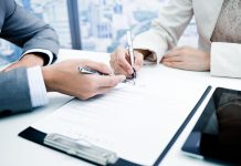 Почему молодые люди хотят скорее переехать в свою квартиру?