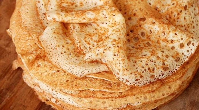 В чем отличие блинницы от обычной сковороды?