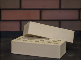 Оформляем двор нового частного дома: керамический блок, лицевой кирпич и тротуарная плитка