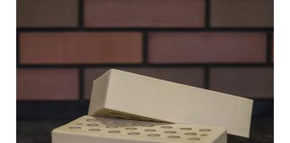 Оформляем двор нового частного дома: керамический блок, лицевой кирпич и тротуарная плитка