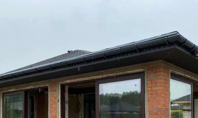 Теплое панорамное остекление домов: обустраиваем новую дачу до конца