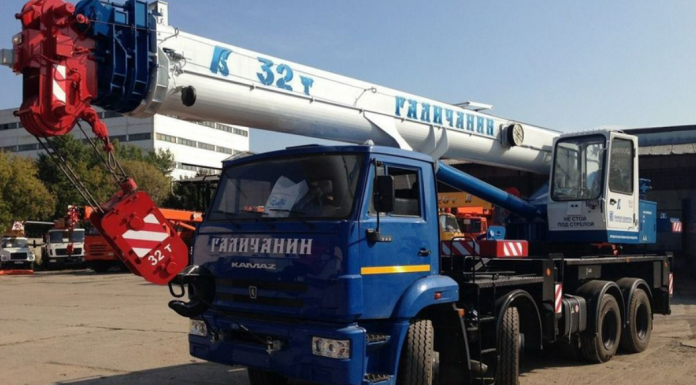 Автокран на 32 тонны: как работает, учимся им управлять
