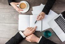 Вывески: как они работают и как привлекают покупателей