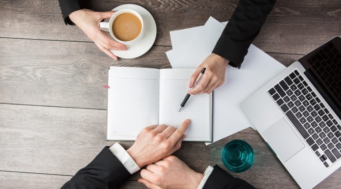 Вывески: как они работают и как привлекают покупателей