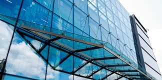 Светопрозрачные конструкции с закаленным стеклом