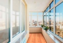 Остекление балконов и лоджий: что это, разновидности, процесс остекления