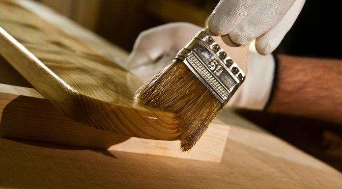 Защита древесины: огнебиозащита и даже антисептик