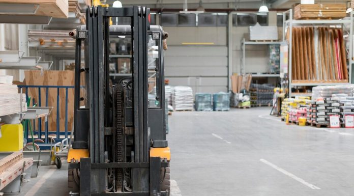 Техническое обслуживание и ремонт складских тележек: советы и рекомендации