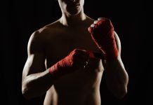 Спортивный клуб: выбор и подготовка к успеху https://ru.freepik.com/free-photo/close-up-boxer-bandaging-hands_7263026.htm#fromView=search&page=1&position=1&uuid=a3f25b6a-d956-4021-bef9-c20c924e6b85