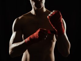 Спортивный клуб: выбор и подготовка к успеху https://ru.freepik.com/free-photo/close-up-boxer-bandaging-hands_7263026.htm#fromView=search&page=1&position=1&uuid=a3f25b6a-d956-4021-bef9-c20c924e6b85