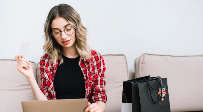 Промокоды и их польза: экономим красиво freepik