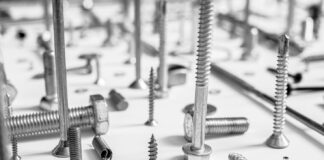 Нержавеющие крепежи: что это и как их используют