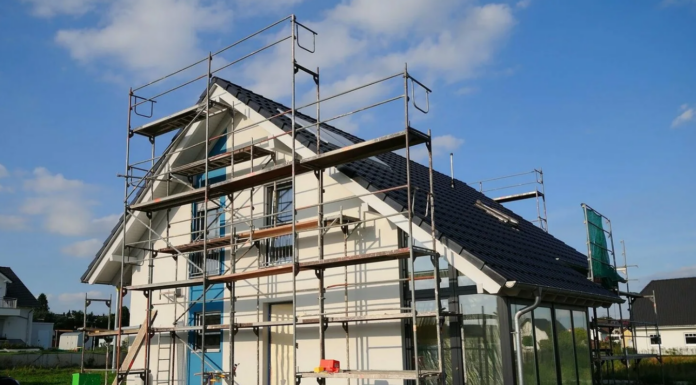 Ремонт Фасадов и Кровельных Работ: Советы и Решения для Вашего Дома