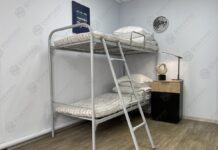 Кровати для рабочих: выбор, установка и уход