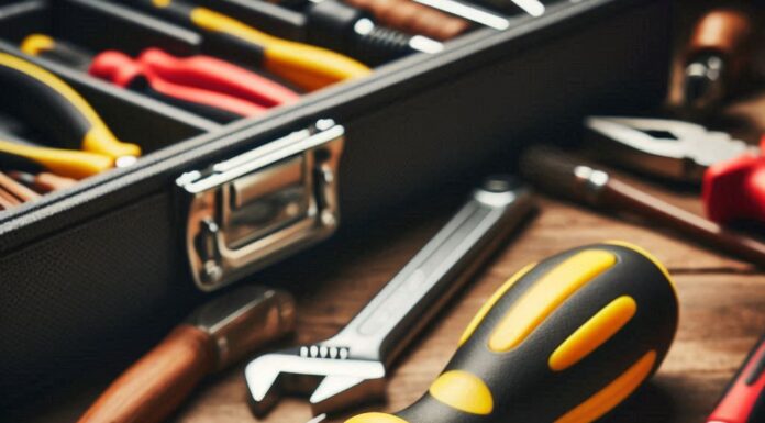 Поиск проводов в стене индикаторной отверткой: практическое руководство