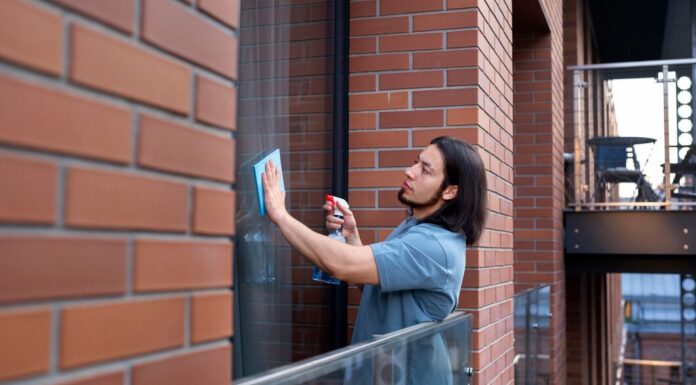 Тонирование стекол: особенности, плюсы и правила