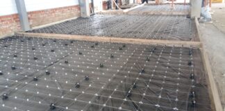 Армированные стяжки пола: особенности, виды и технология укладки