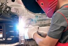 Делать кузовной ремонт самостоятельно: возможно ли это