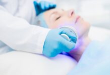 Фототерапия: принцип действия, показания и особенности
