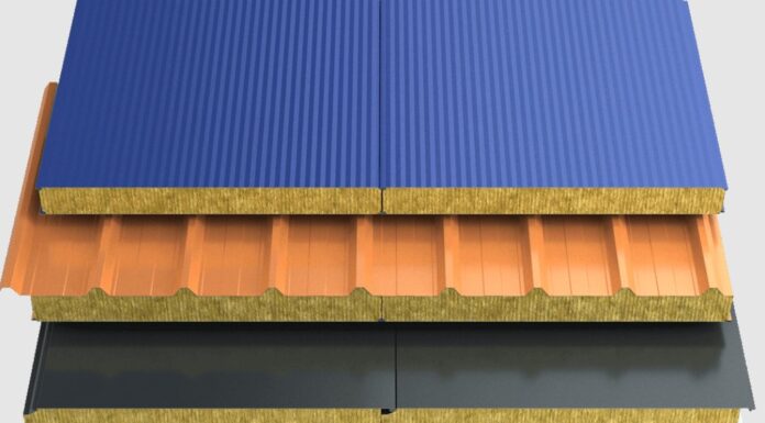 Какие характеристики определяют качество и надежность сэндвич-панелей?