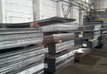 Стальной лист в строительстве и производстве: виды, характеристики и особенности применения