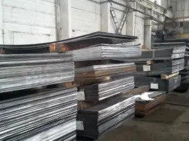 Стальной лист в строительстве и производстве: виды, характеристики и особенности применения