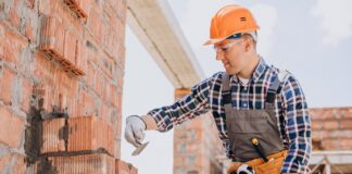 Строительно-монтажные работы: основные этапы, виды и особенности