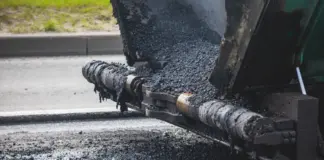Ямочный ремонт дорог: ключевая технология для восстановления дорожного покрытия
