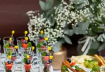 Всё о выездном кейтеринге: организация, плюсы и тонкости