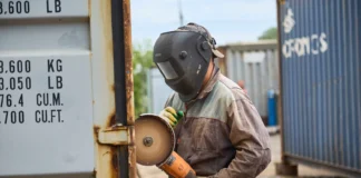 Покраска и брендирование контейнеров: технологии, этапы и плюсы