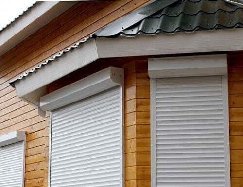 Автоматические ворота и рольставни в Краснодаре: комфорт, безопасность и современный дизайн